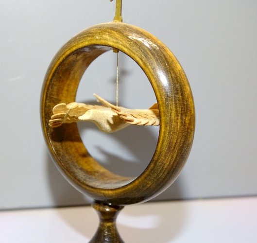 -JOLI ANCIEN SUJET COLOMBE de la PAIX BOIS SCULPE RELIQUAIRE RELIGION JESUS   D