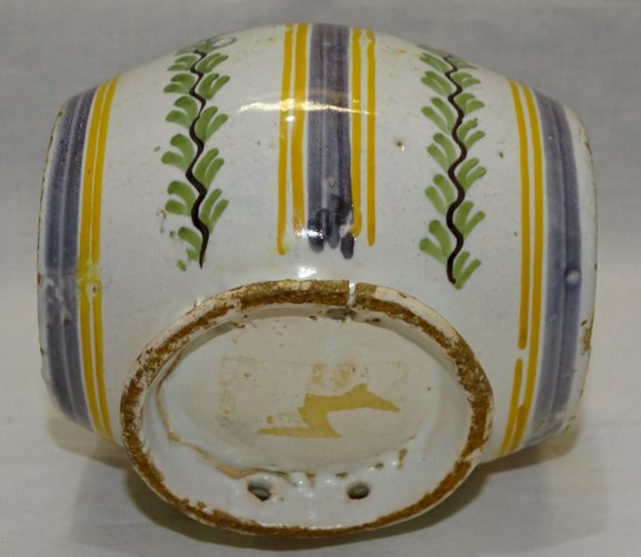 -JOLI ANCIEN TONNELET BOY XVIIIe CERAMIQUE EMAILLEE FAIENCE de NEVERS VITRINE  D