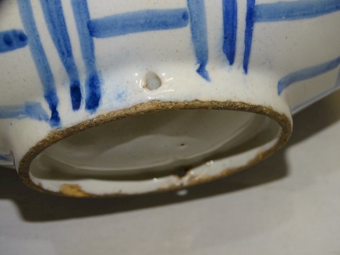 -JOLI ANCIEN TONNELET  XVIII/XIXe CERAMIQUE EMAILLEE FAIENCE vitrine NERVERS?  D