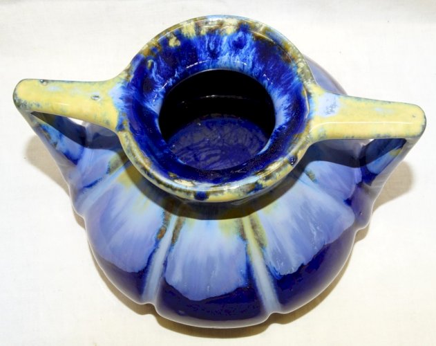 -JOLI ANCIEN VASE ALPHO ALPHONSE MOUTON ART DECO A COULURES TONS BLEUS   D