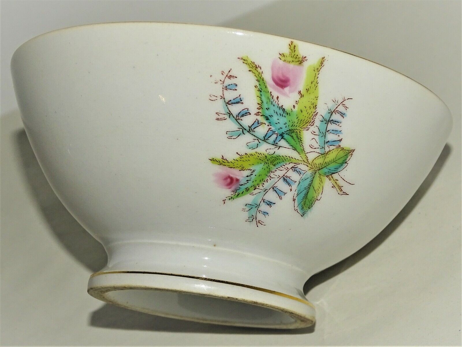 Ancien Bol En Porcelaine - Fleurs Et Papillons - Déco Cuisine Vintage - France