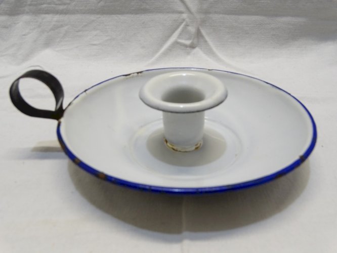 -JOLI BOUGEOIR A MAIN TÔLE EMAILLEE BLANC BORDS BLEUS COLLECTION DECO    D