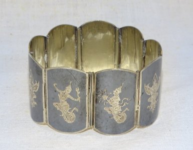 -JOLI BRACELET ARGENT  ARTICULE SIAM SILVER décor DANSEUSES BIJOU VINTAGE   D