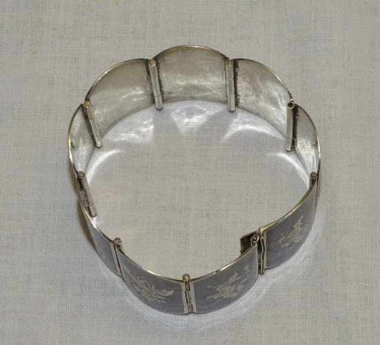-JOLI BRACELET ARGENT  ARTICULE SIAM SILVER décor DANSEUSES BIJOU VINTAGE   D