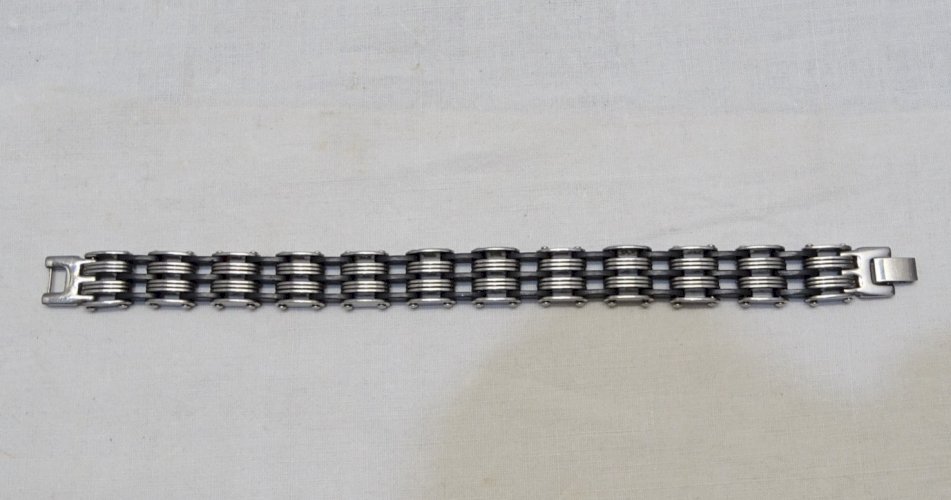 -JOLI BRACELET HOMME CHAINE ACIER & CAOUTCHOUC  STAINLESS STEEL BIJOU MODERNE  D