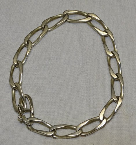 -JOLI BRACELET MAILLES GOURMETTE EN ARGENT Poinçon tête Sanglier + Orfèvre     D