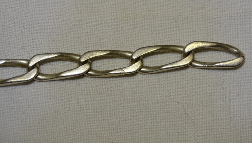 -JOLI BRACELET MAILLES GOURMETTE EN ARGENT Poinçon tête Sanglier + Orfèvre     D