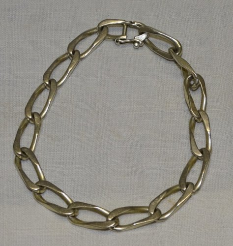 -JOLI BRACELET MAILLES GOURMETTE EN ARGENT Poinçon tête Sanglier + Orfèvre     D
