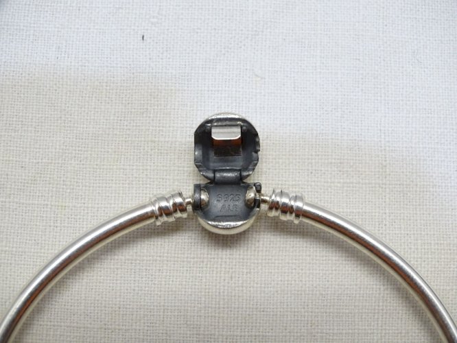 -JOLI BRACELET PANDORA RIGIDE ARGENT MASSIF 925