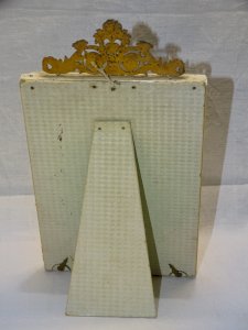 dot