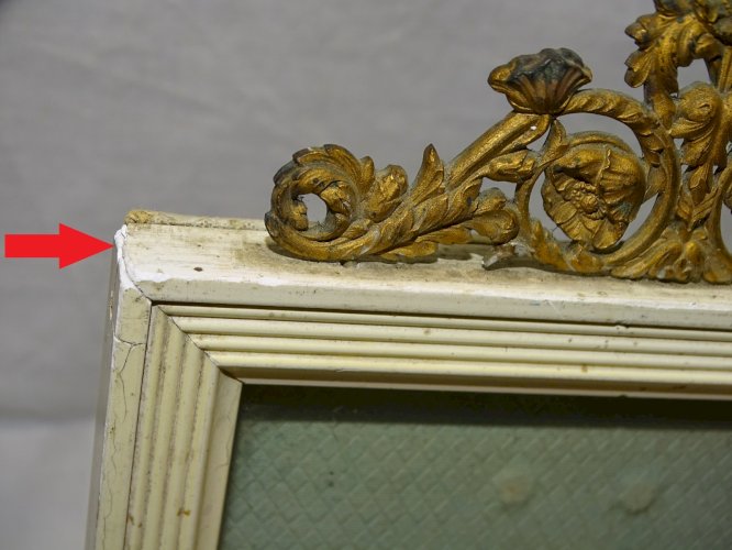 -JOLI CADRE A POSER POUR PHOTO TOUR PLATRE avec NOEUD BRONZE ART NOUVEAU   D
