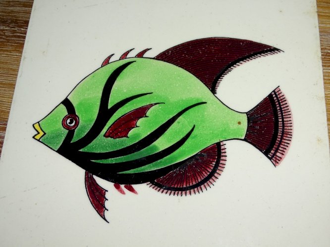 -JOLI CARREAU CERAMIQUE GIEN décor POISSON VERT COLLECTION DECO TABLE  D