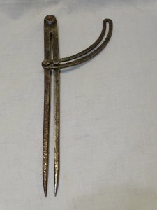 NICE WROUGHT IRON COMPASS 19TH CENTURY COLLECTION OLD TOOLS DISPLAY ANCIENT TOOL D