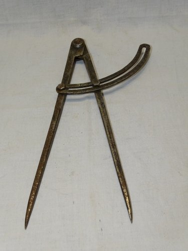 -JOLI COMPAS FER FORGE XIXe COLLECTION VIEUX OUTILS DECO VITRINE OUTIL ANCIEN  D