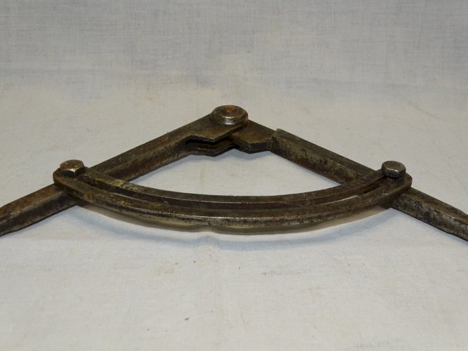 -JOLI COMPAS FER FORGE XIXe COLLECTION VIEUX OUTILS DECO VITRINE OUTIL ANCIEN  D