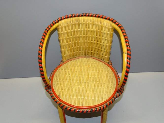 -JOLI FAUTEUIL OSIER MINIATURE ou de POUPEE  Déco COLLECTION  JOUET VINTAGE   D