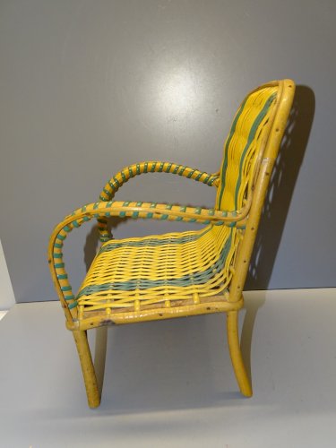 -JOLI FAUTEUIL OSIER MINIATURE ou de POUPEE  Déco COLLECTION  JOUET VINTAGE   D