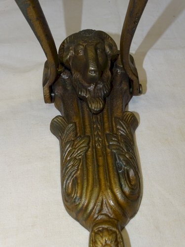 -JOLI HEURTOIR de PORTE D'ENTREE MARTEAU DE PORTE TETE DE BELIER FONTE DE FER  D