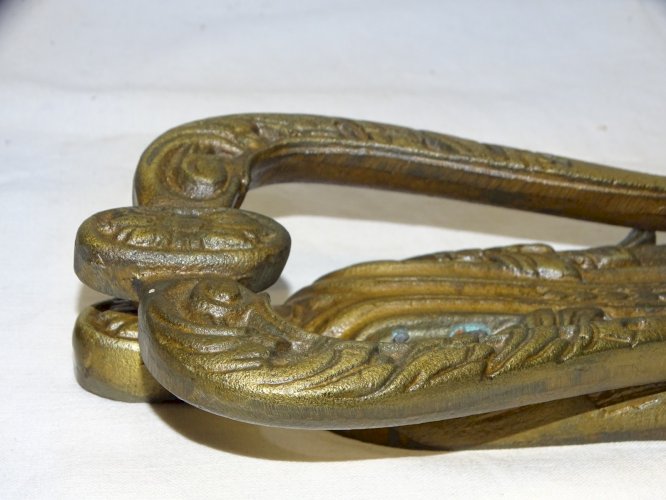 -JOLI HEURTOIR de PORTE D'ENTREE MARTEAU DE PORTE TETE DE BELIER FONTE DE FER  D