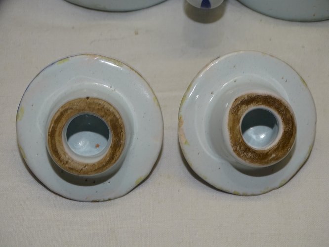 -JOLI HUILIER/VINAIGRIER ANCIEN CERAMIQUE FLEURIE NON SIGNE COLLECTION déco    D