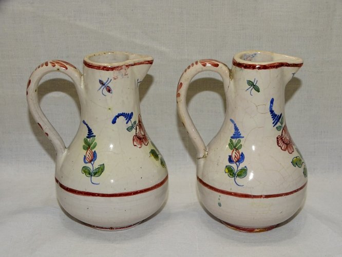 -JOLI HUILIER/VINAIGRIER ANCIEN CERAMIQUE FLEURIE NON SIGNE COLLECTION déco    D