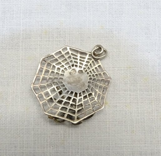 -JOLI PENDENTIF ARAIGNEE ARGENT 925e BIJOU ANCIEN  COLLECTION VITRINE   D