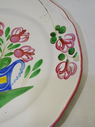 -JOLI PETIT PLAT CERAMIQUE FAÏENCE DES ISLETTES DECOR AU PANIER COLLECTION     D