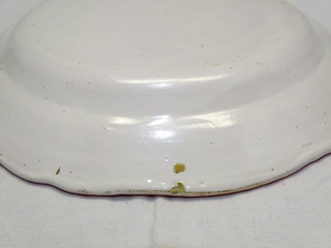 -JOLI PETIT PLAT CERAMIQUE FAÏENCE DES ISLETTES DECOR AU PANIER COLLECTION     D