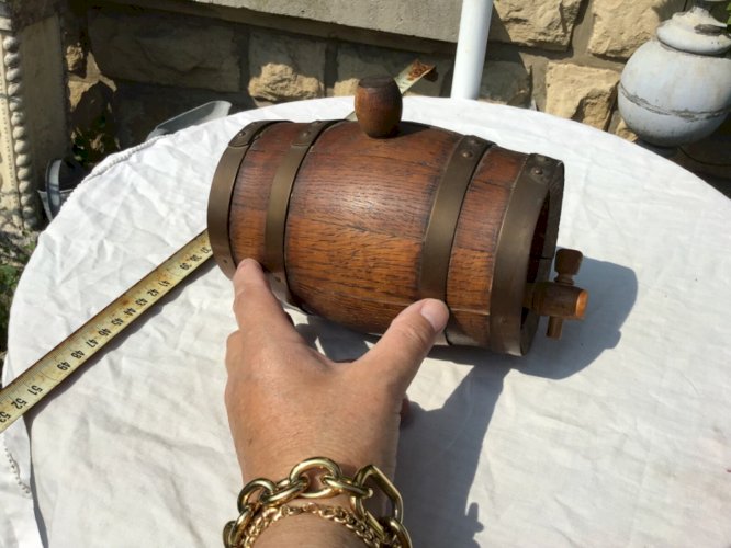 Joli  petit Tonneau bois chêne Art Déco Bistrot Cave Collection montagne