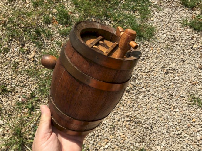 Joli  petit Tonneau bois chêne Art Déco Bistrot Cave Collection montagne