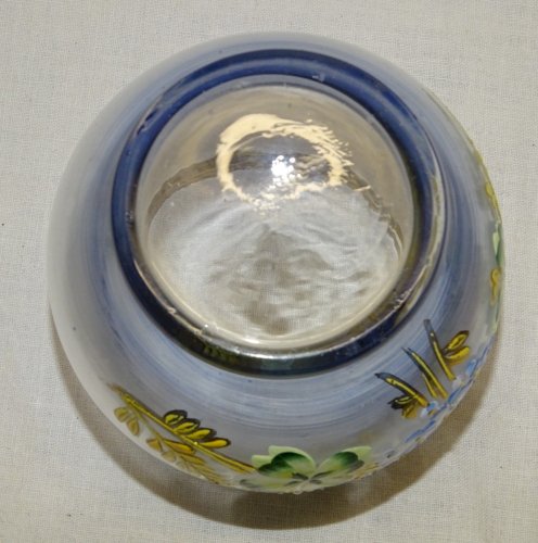 - JOLI PETIT VASE ou POT ROND VERRE AVEC FLEURS EMAILLEES EMAIL en EPAISSEUR   D