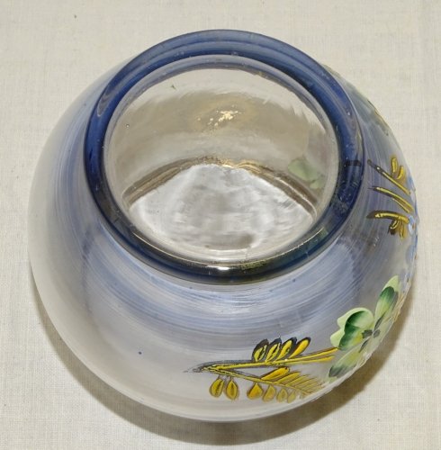 - JOLI PETIT VASE ou POT ROND VERRE AVEC FLEURS EMAILLEES EMAIL en EPAISSEUR   D