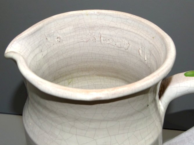 -JOLI PICHET CERAMIQUE POTERIE SARLADAISE HRG  à décor de Fougères & Fleurs   D