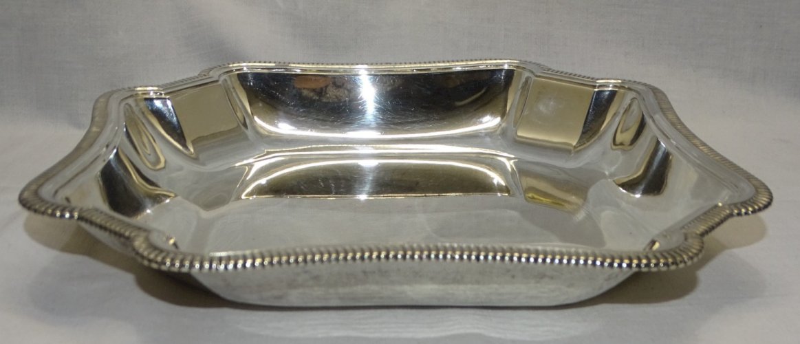 -JOLI PLAT ARGENT MASSIF TITRE 1 Poinçon PUIFORCAT PARIS ART DE LA TABLE    D