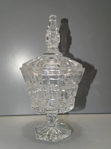 -JOLI POT COUVERT  CRISTAL Moulé sans marque XXe COLLECTION VITRINE déco  D