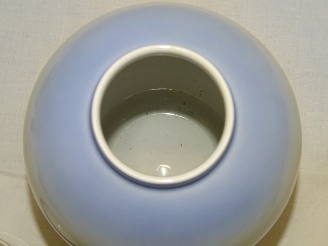 - JOLI POT COUVERT URNE PORCELAINE ROYAL COPENHAGEN à décor de VOILIER   D
