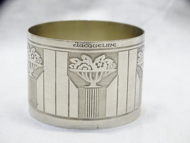 -JOLI ROND de SERVIETTE Prénom JACQUELINE en ARGENT poinçon MINERVE TITRE 2