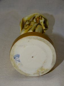 dot