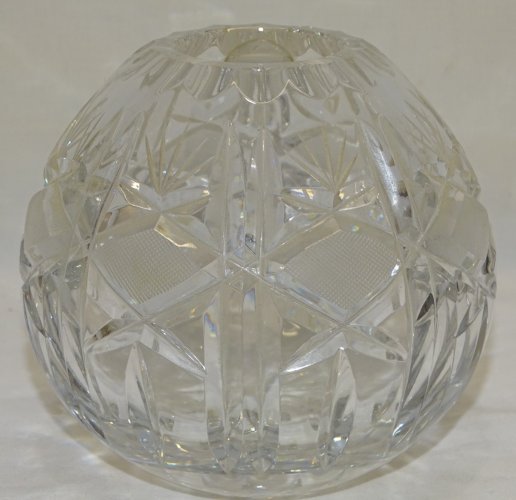 -JOLI VASE BOULE CRISTAL CZECHOSLOVAKIA TCHECOSLOVAQUIE  CRISTAL de BOHEME    D