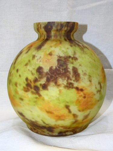 - JOLI VASE BOULE VERRE MARMOREEN  DELATTE NANCY marque éffacée VERS  1930   D