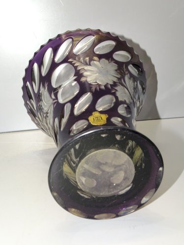 -JOLI VASE CRISTAL couleur VIOLET haïda Kamenicky Tchécoslovaquie Bohême   D