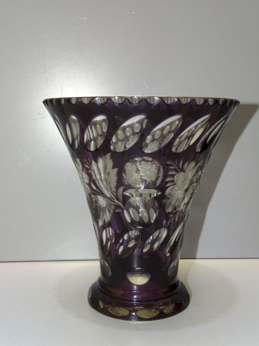 -JOLI VASE CRISTAL couleur VIOLET haïda Kamenicky Tchécoslovaquie Bohême   D