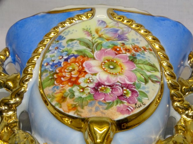 - JOLI VASE DE MARIEE PORCELAINE Signé LUCIEN MICHELAUD FLEURS REHAUTS EMAIL  D