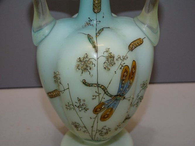 -JOLI VASE OPALINE DOUBLEE VERRE ANSES INCOLORES RAPPORTEES NIII XIXe LIBELLULE