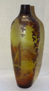 -JOLI VASE VERRE MULTICOUCHE Gravé à L'ACIDE signé DEVEZ CRISTALLERIE PANTIN   D