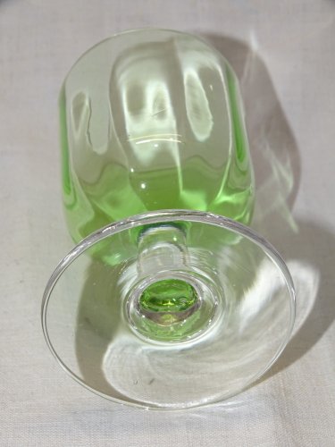 -JOLI VERRE A PIED EN OURALINE COLLECTION VITRINE DECO TABLE    D