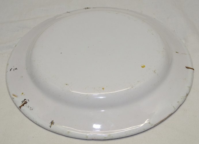 -JOLIE ANCIENNE ASSIETTE XIXe FAÏENCE de L'EST fleurs Rouges et bleues     D