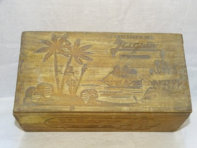 NICE OLD ORIGINAL WOODEN BOX JACQUIN BRAND LIKORY COLLECTION DECOR D