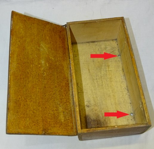 -JOLIE ANCIENNE BOITE EN BOIS ORIGINAL JACQUIN BRAND LIKORY COLLECTION  DECO   D