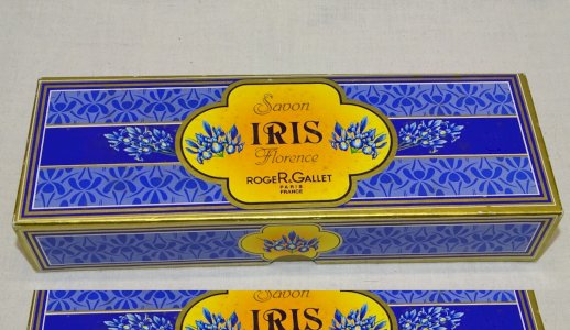 NICE OLD SOAP BOX IRIS FLORENCE ROGER AND GALLET DISPLAY CARDBOARD D